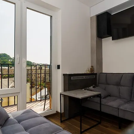 Vip Apartment- розумний дім *