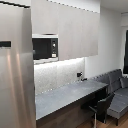 Vip Apartment- розумний дім Lviv