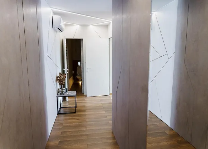 Vip Apartment- розумний дім * Λβιβ