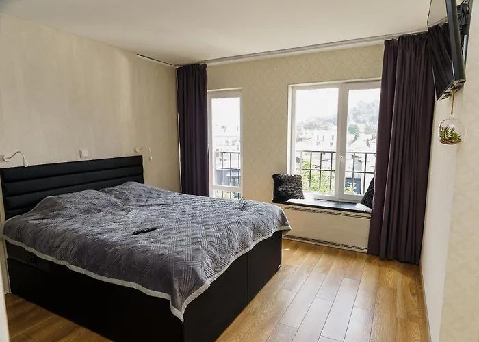 Vip Apartment- розумний дім Apartament Lwów