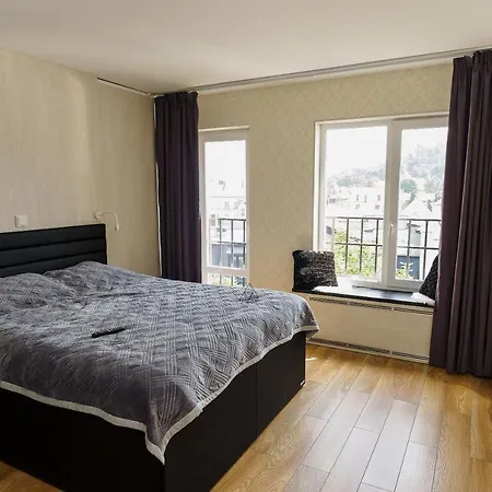 Vip Apartment- розумний дім Apartamento Lviv